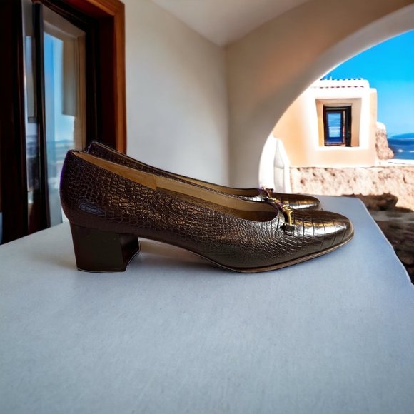 Salvador Ferragamo Brown Crocodile Print Horsebit Slip On Heels 9B - Picture 2 of 15